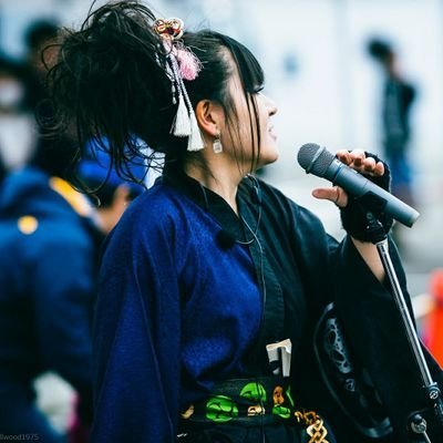 歌って踊って笛吹く文系MC忍者 / YOSAKOI修行忍ユニット “strada” リーダー(MC・踊り手・篠笛、イベント司会…各所で忍の如く修行中) / 主な修行先：華風舞、蒼華天夢(MC) / 西馬音内盆踊保存会囃子方