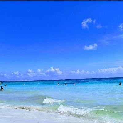 mercedesv2961's profile picture. Vive y deja vivir. no Juzgar sin ver, y respeta💞💞