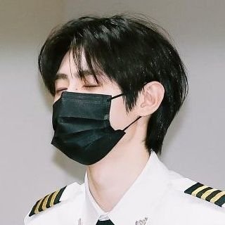 — forever less a day, @ENHYPEN_members @treasuremembers | buying account ✧