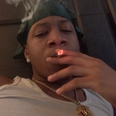 Beats and inquiries - Bookveezo@gmail.com IG: Veezo.Hart