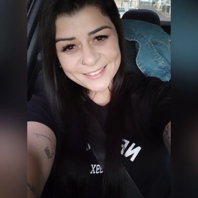 - Professora.😍
- Acadêmica de Letras Português e Pedagogia 💛
- Se não puder voar, corra. Se não puder correr, ande. Se não puder andar, rasteje, mas continue.