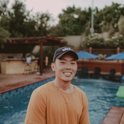 Community-taught Web Developer 👨💻 | Learning & Sharing In Public 🚀 | coding, cooking, & working out ⚡️ #100Devs