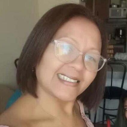 Venezolana 🇻🇪 Madre de Paola 💕 Amante del café ☕
Reposteria 🍰  Manualidades✏✂ #FelizmenteSoltera 💃