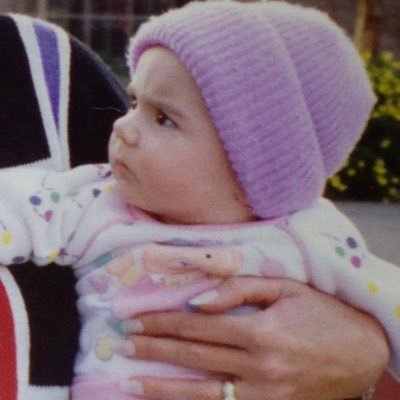 That girl who makes YouTube videos. Follow if you want to hear my random thoughts put out into the Twitter universe ✨✨ https://t.co/vG1QPZu0nZ