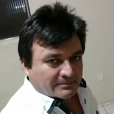Roberto25827074's profile picture. Sou de Direita