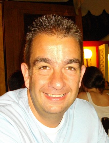 Doncaster guy who enjoys football, golf and basketball