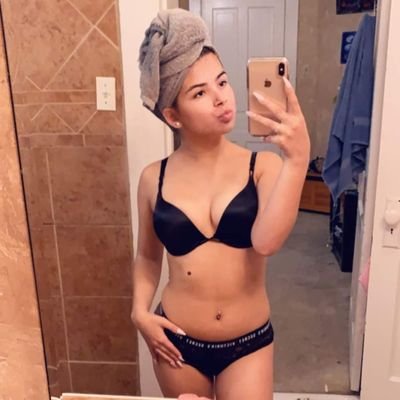 premiumpau's profile picture. Ihope we can have fun add my snap premiumpau21