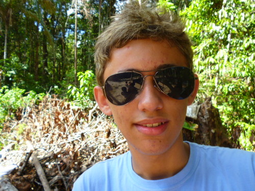 sou o que sou,e nao ar niguem neste mundo q tire o meu orgulho de vitoria