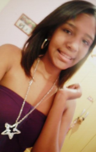 Aquella menina que ttem seus defeittos maas sempree arruma um jeittinho para conserta-lo , #Betto tee amoo amoor [ namoraddo ]