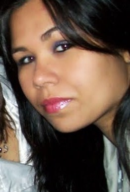 !Não ligo qe me olhem da cabeça aos pés..pq nunca farão minha cabeça e nunca chegarão aos meus pés...