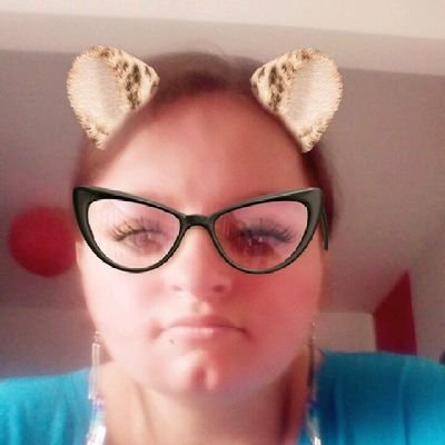 J'aime le dessins je suis une grande fan de m.pokora. j'adore demain nous appartient et ici tout commence.