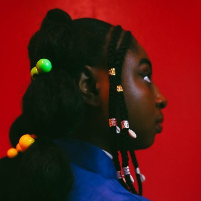 FKA @galdemzine's culture editor, formerly @dazed // Now freelance: kemiolivia@gmail.com // I'm in books too: https://t.co/koohF7G2e2 + https://t.co/R1HawpHDbH