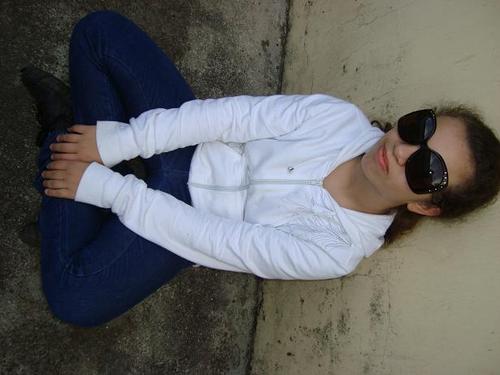 kelli_dutra's profile picture. estou na contra-mao do mundo