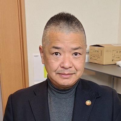 明治元年より続く青果店・八百梅の六代目です。気まぐれなつぶやきですがどうぞ宜しくお願いいたします。