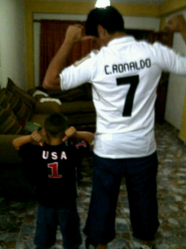 clra85's profile picture. Joven que sueña con un mejor gobierno en América latina.