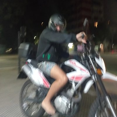 Periodista.
Veo los detalles que no se ven.