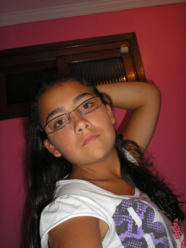 03/01/1998  simpatica,alegre,amo múcicas,sou uma menina apaixonaa pela familia e brincalhona só não mexe comigo quando eu to braba :)   TE AMO @luansantana