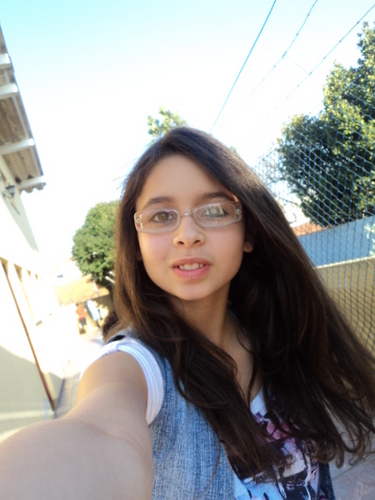 Sou super legal e adoro fazer novos amigos