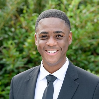 35 | Tampa | Real Estate Advisor | Millennial | Traveler | Foodie | Beach Bum |