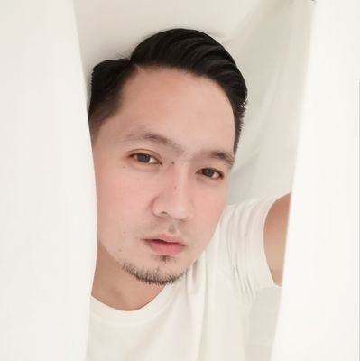 vjcoolitz's profile picture. I want someone to wake me up early in the morning to bring me to the beach to watch the sunrise.I want someone to be there for me when no one else can.