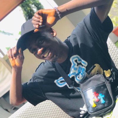 bleez321's profile picture. God all the way 💎💯