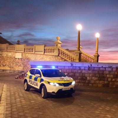 Policia Local de Sitges: cos policial al servei de la ciutadania i dels seus visitants des del 1924. Per incidències greus o urgents: 📲112.