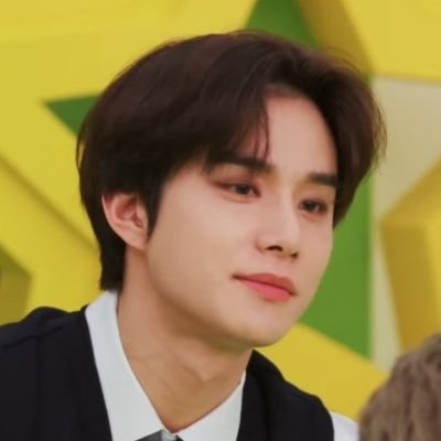 dedicated to retweeting positive viral tweets about nct's #JUNGWOO to serve as an archive (dms are open for suggestions/recs) 🦋