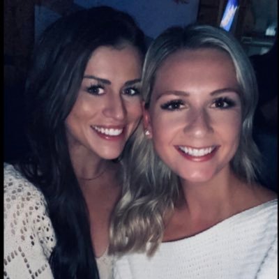 mackenzieraboin's profile picture.