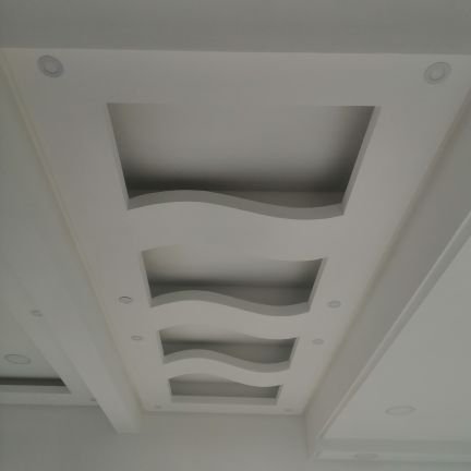 alhamdulillah I'm Muslim 🌺🌺🌺
if you're interested you want dressing your home Gypsum fall ceiling decor more about call this number.. 35604193