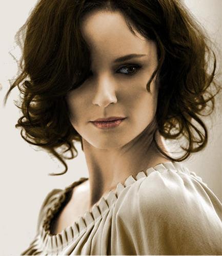 IlkaRichards's profile picture. Manager of the Hotel Carmilla and Mother of two lovely boys.  Bonded to @GODRlC Some things come with the Job.  [RP-21 TB/SVM]