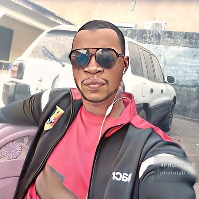 Informaticien
Digne fils de togui oulen de Malick et de Kankou Sylla et pationné du bon football supporteur du Barça & Man Utd