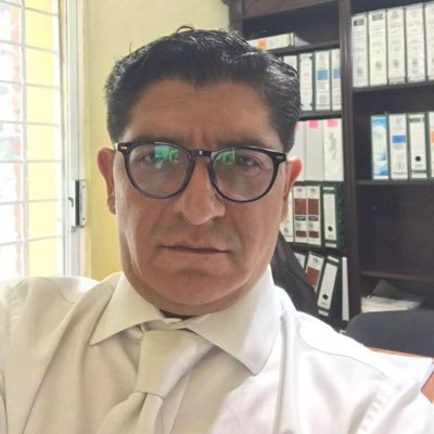 Abogado y Maestro en Derecho Corporativo. Amante del Derecho y de las causas justas.