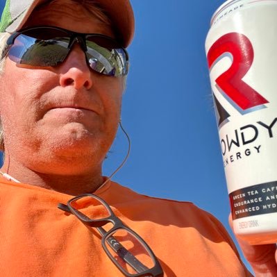 RRjxpress's profile picture. Wildlife Photographer, 2x Covid Survivor. Retired USAF Vet, Deplorable living free in SW Florida.🏝🌊🐊☀️🍻