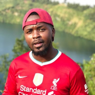 son👦|brother@amanya🕊️👨|friend👯‍♂️|sports enthusiast🥇|@arsenal|passionatemedical Doctor🩺|entrepreneur💵|mental health advocate| baller 🎲|believer🙏