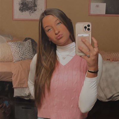 wood_macie's profile picture. 
