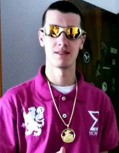 NÃOO SE ILUDAA NO SORRISOO , A MALDADE TÁ NA MEENTE !