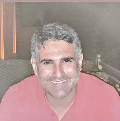 Op.Dr Kulak Burun Boğaz hastalıkları uzmanı
İlgi alanı: Kendi çapında borsa, teknik analiz, algotrade
Evli, 2 çocuk babası.