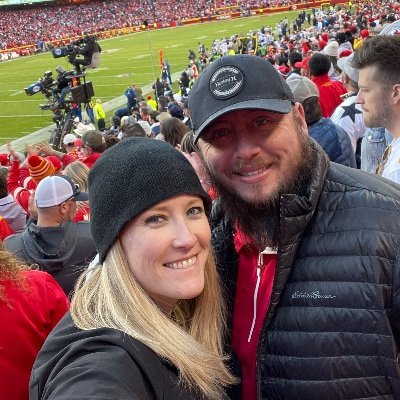 EliteGear4U's profile picture. Husband, Dad, Optimist, Entrepreneur, Basketball Fan