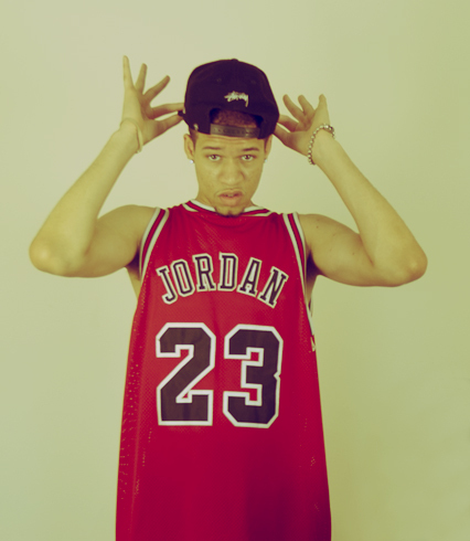 Follow @JulianStephen Visit http://t.co/I5Cj2RqFMZ #TeamJuJu #LilRascals #Yerrr Download #PrinceCharming the Mixtape via http://t.co/I5Cj2RqFMZ