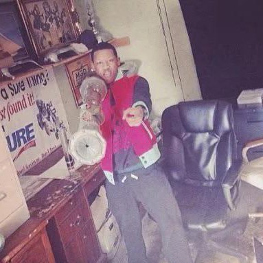 bobwillisonan's profile picture. 19 y/o options trader