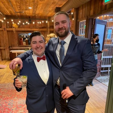 ash_micash's profile picture. in the end you will only regret the chances you didnt take 👭🏳️‍🌈