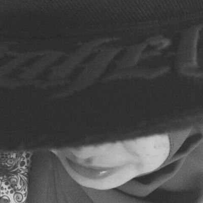 _dewipurnama's profile picture. Sundanese