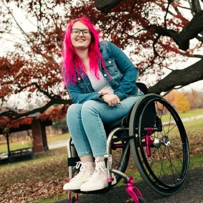 She/her, wheelchair'd lesbian, dancer, accessibility specialist 

For business inquiries only: madisonrussell@gmail.com

Check out my insta!