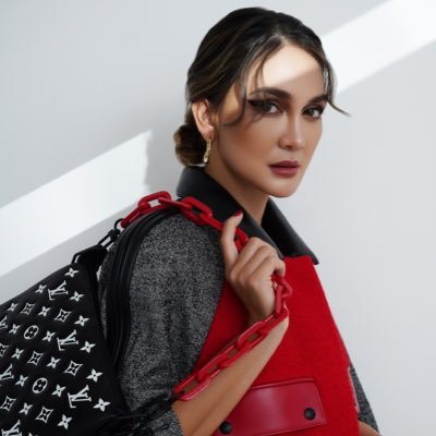 LunaMaya26 Profile Picture