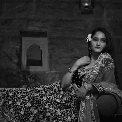 AditiMuktaayan's profile picture. अभिनेत्री / नृत्यांगना 🌱🌍