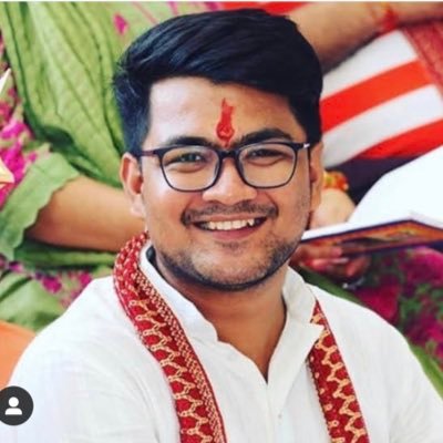 Keep calm, achieve and see the world salute you. Proud Marwadi Mirzapur➡️Mumbai➡️Delhi. Party lover. DM to know more. https://t.co/ZthZmOx1oD