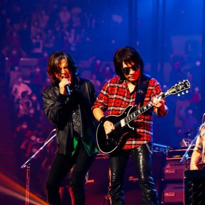 mickyvvlove's profile picture. 頼もう！！ B’z大好き B’z仲間と繋がりたい brother B’z大好きになったのは98年のtreasureとpleasureを友達と一緒に聴いたのがきっかけ 無言フォロー失礼致します