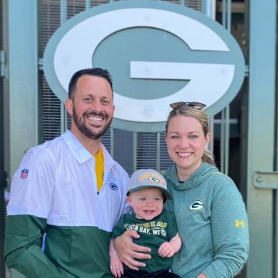 Husband, Dad. DPT, ATC, Board Certified Sport Clinical Specialist (SCS), CSCS. Proud MU, UWL, APTASABoD Alumi. Superhero Fanatic. #FearTheDeer #GoPackGo