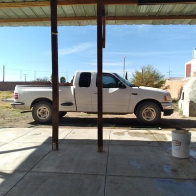 JoseBatrez13's profile picture. 