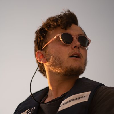 Reporter audio à bord de @plasticodyssey ex-@spintank ex-@radiofrance: Podcast geek /Numérique libre
🌊 Parle de mer et de bateaux, de radio & documentaires